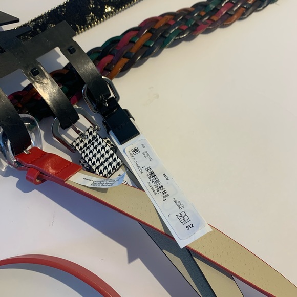 Belts - Picture 3 of 9